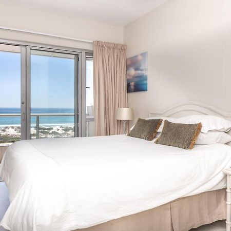 Luxury Private Beachfront 2 Bedroom Dolphin Apartment, Blouberg, Kapstaden Exteriör bild