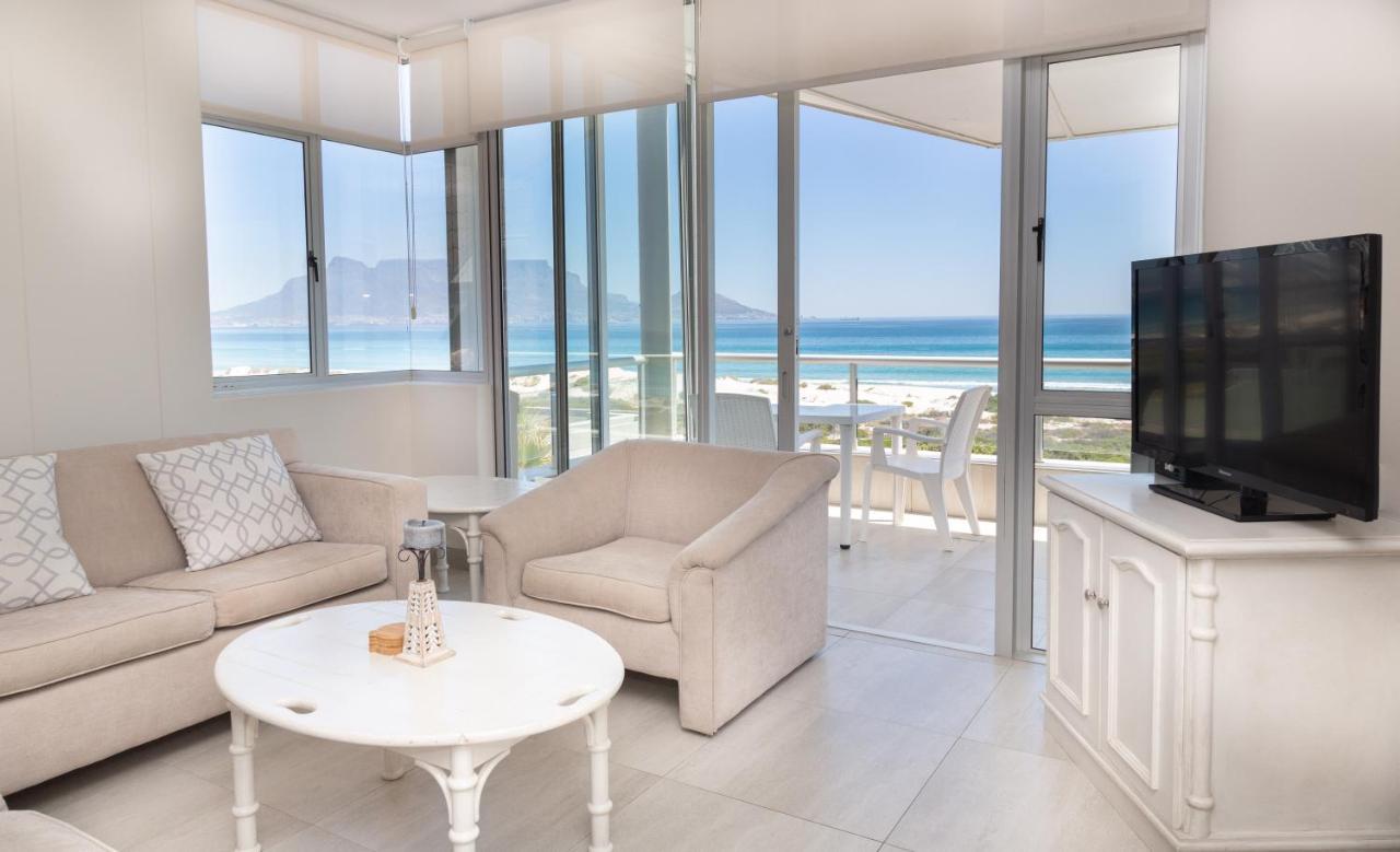 Luxury Private Beachfront 2 Bedroom Dolphin Apartment, Blouberg, Kapstaden Exteriör bild