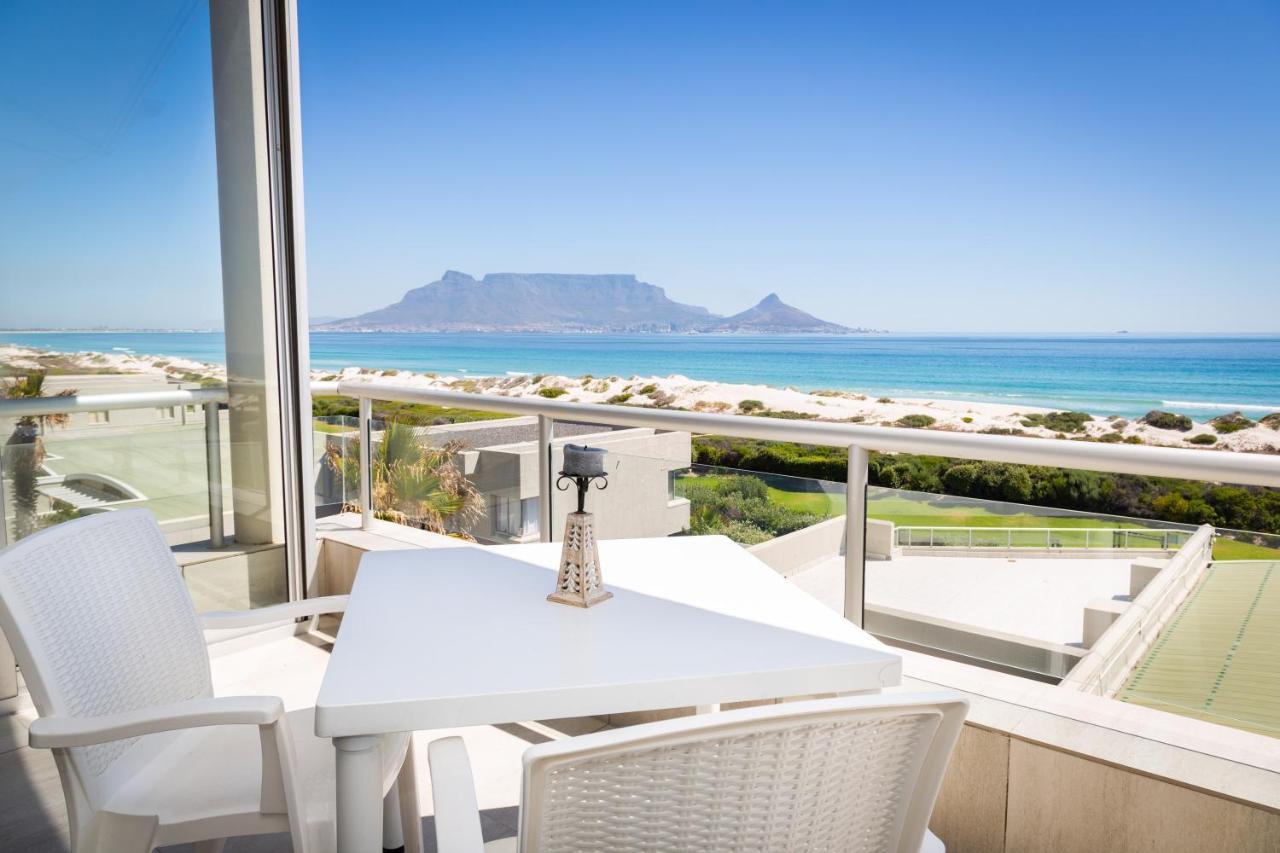 Luxury Private Beachfront 2 Bedroom Dolphin Apartment, Blouberg, Kapstaden Exteriör bild