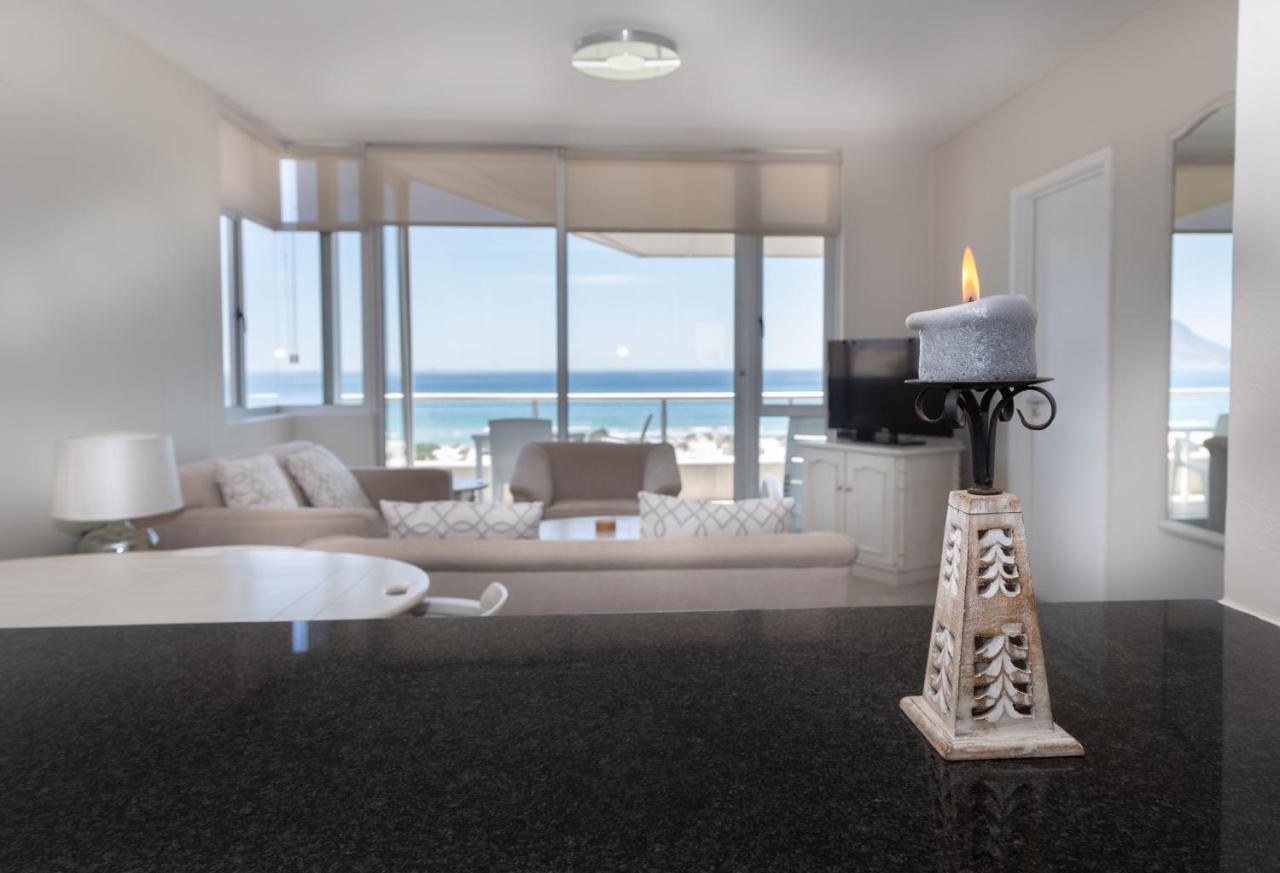 Luxury Private Beachfront 2 Bedroom Dolphin Apartment, Blouberg, Kapstaden Exteriör bild